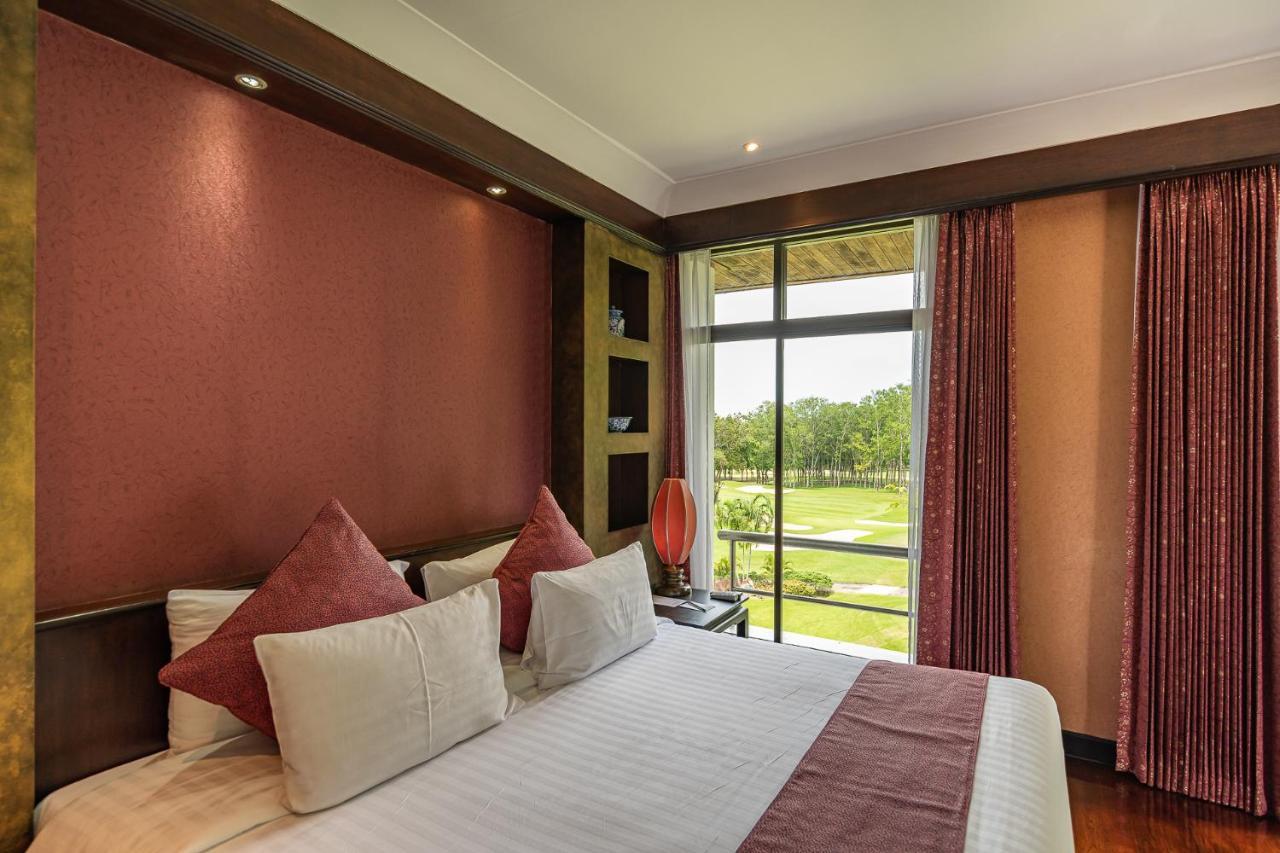Blue Canyon Country Club Mai Khao Exteriér fotografie